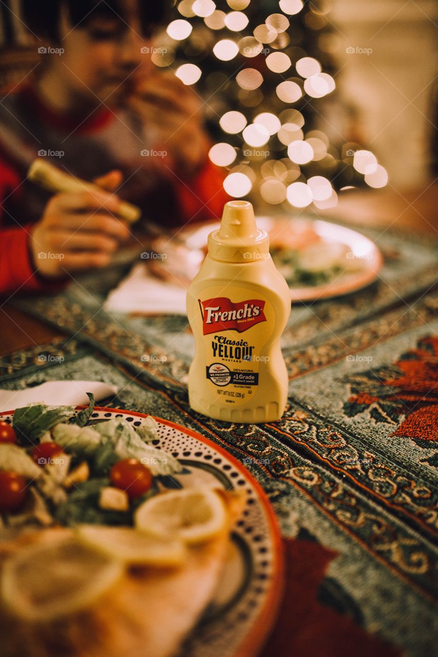 French's yellow mustard 