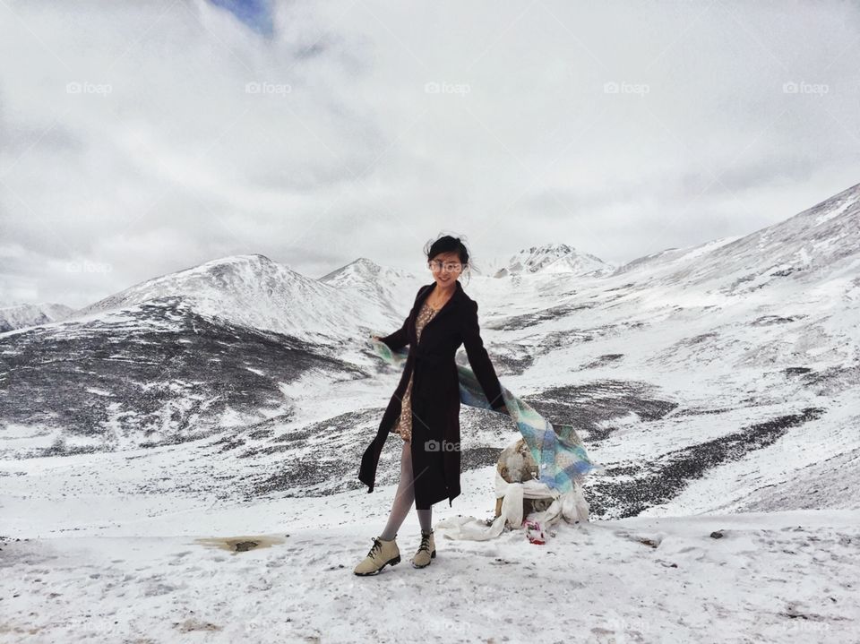 Dance at the Mila Mountain pass，Tibet
Altitude：5013