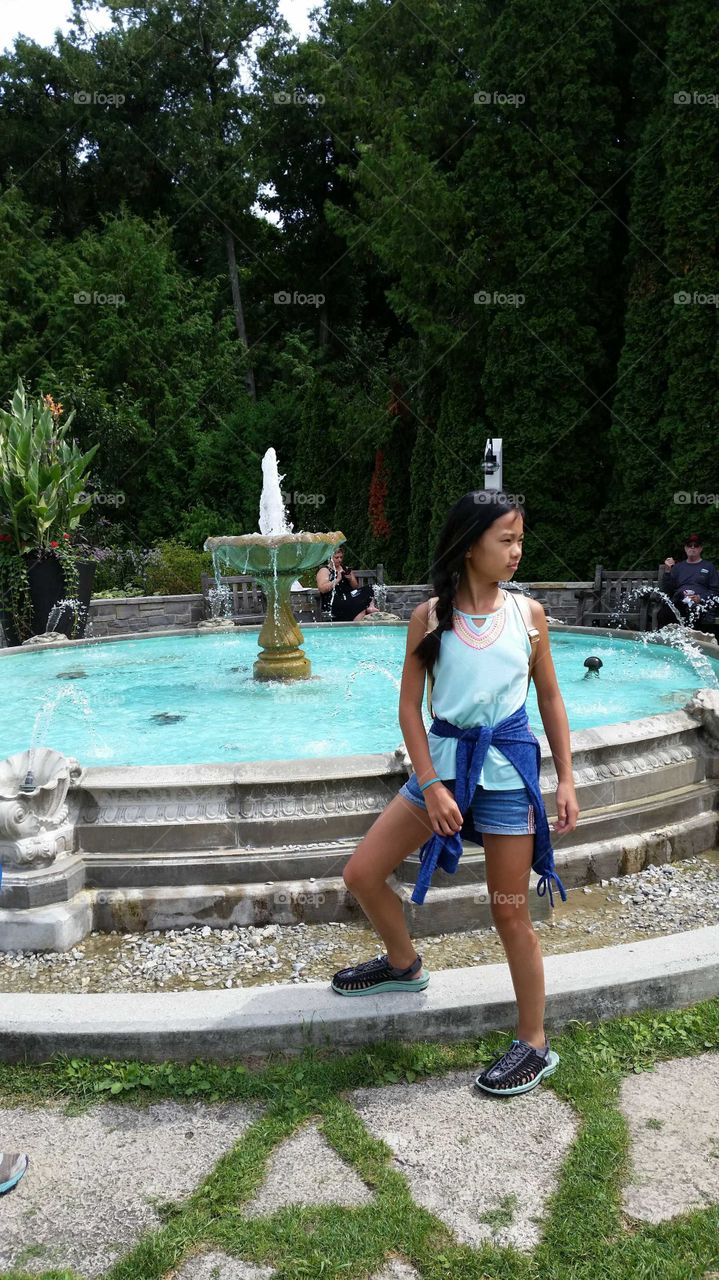 girl and fountain