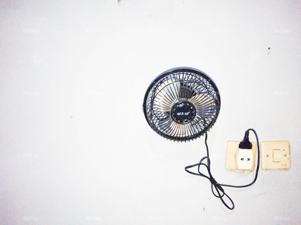 fan and the cable