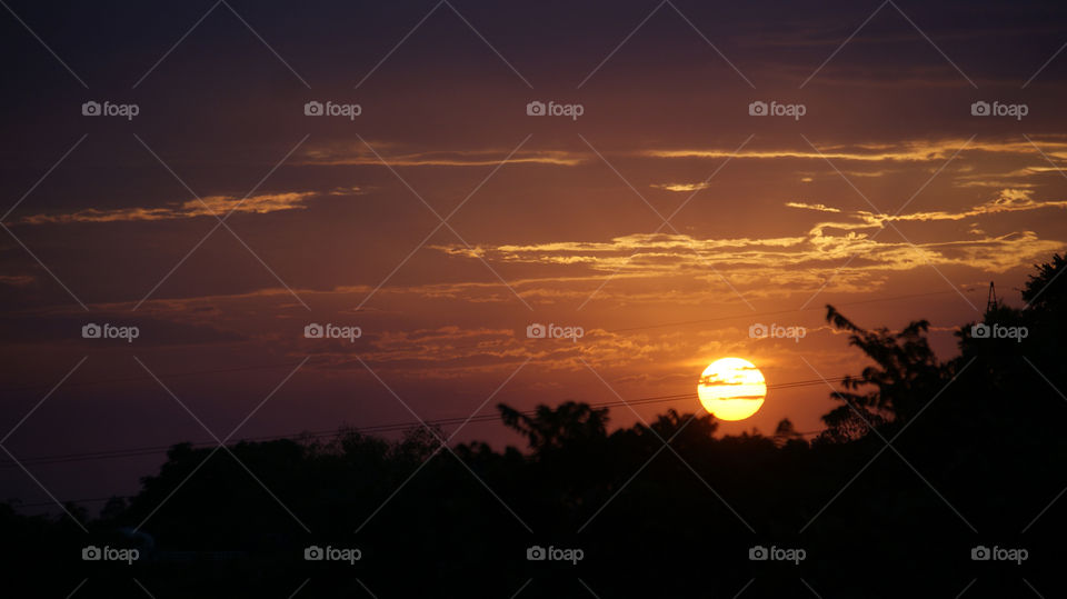 A beautiful burning ball going home after a hard day's work.