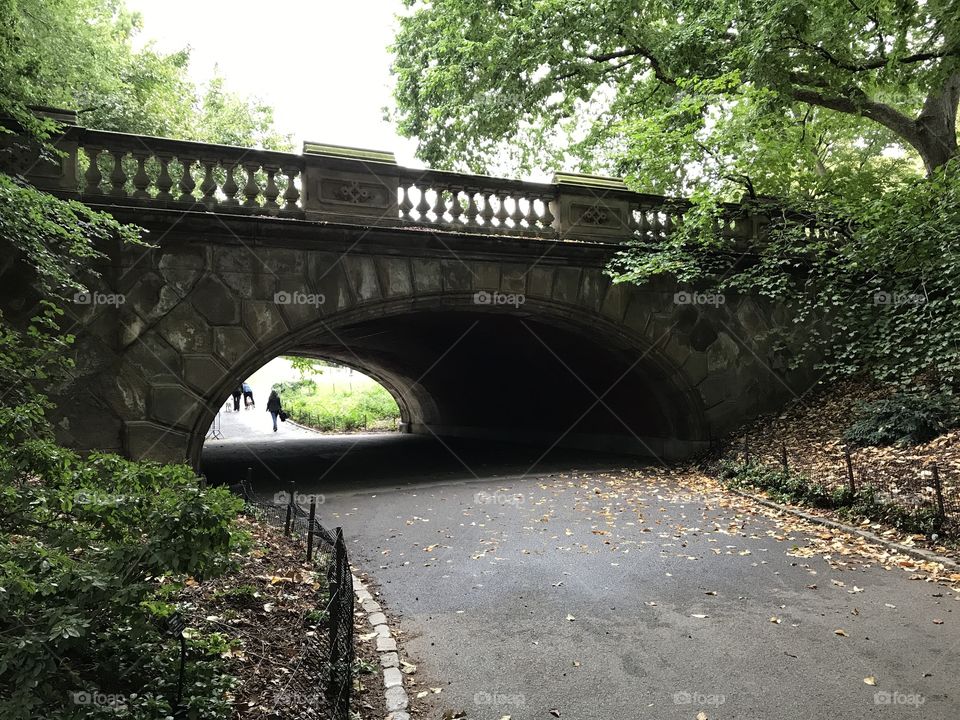 Underpass / bridge