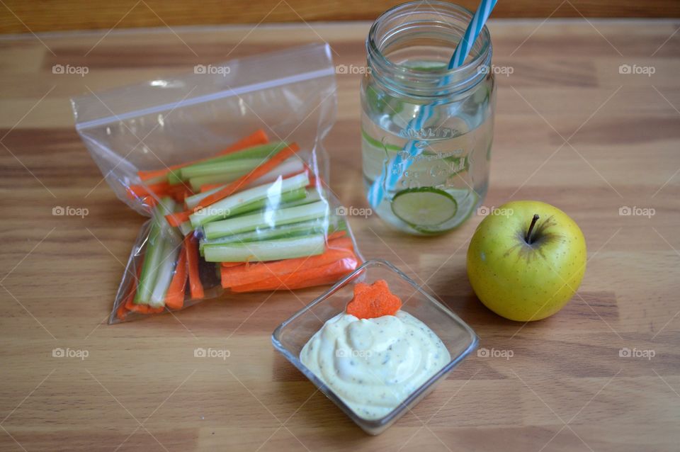 Lunchbox to your work and school