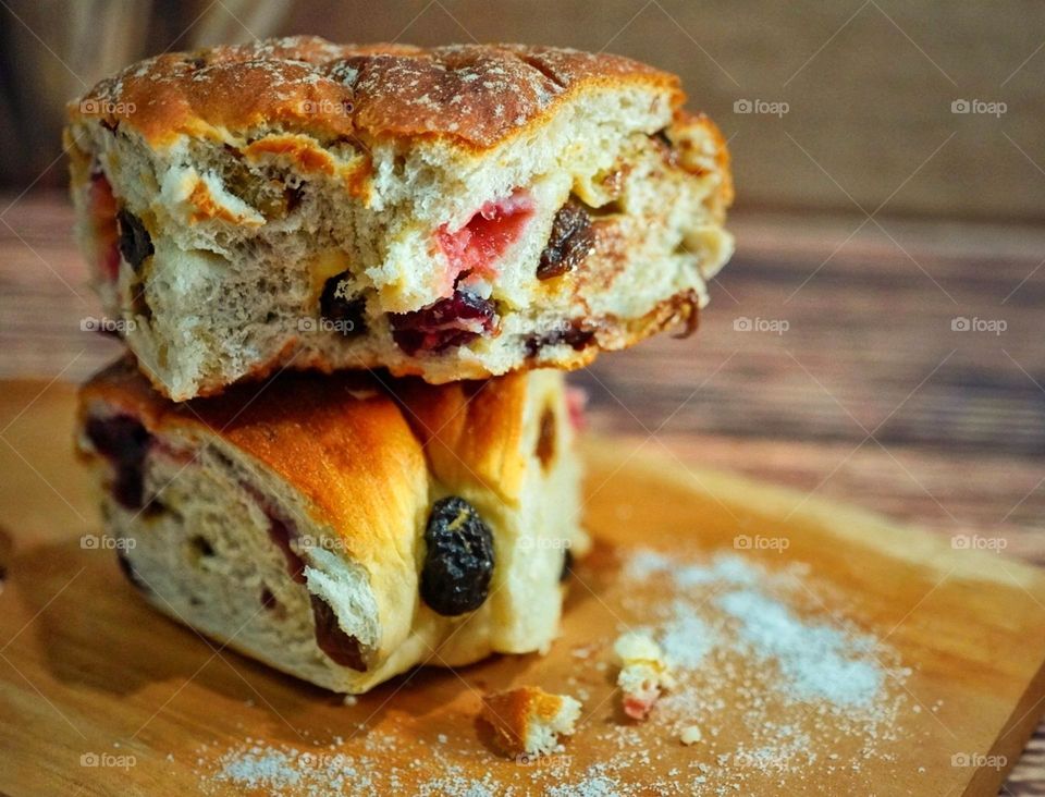 Strawberry raisin bread for breakfast - Baking bread