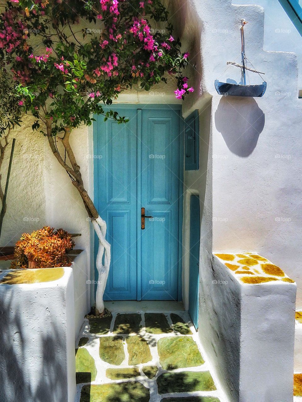 Folegandros - door in Village of Chora