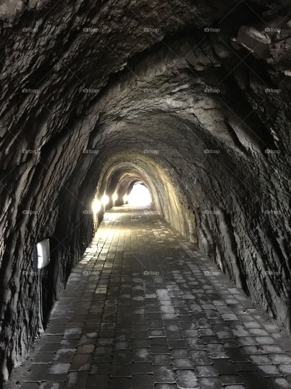 tunnel