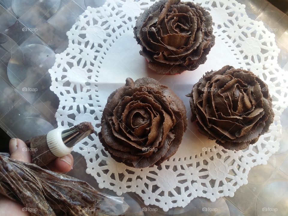 Chocolate Buttercream  Roses ON Cherry Cake