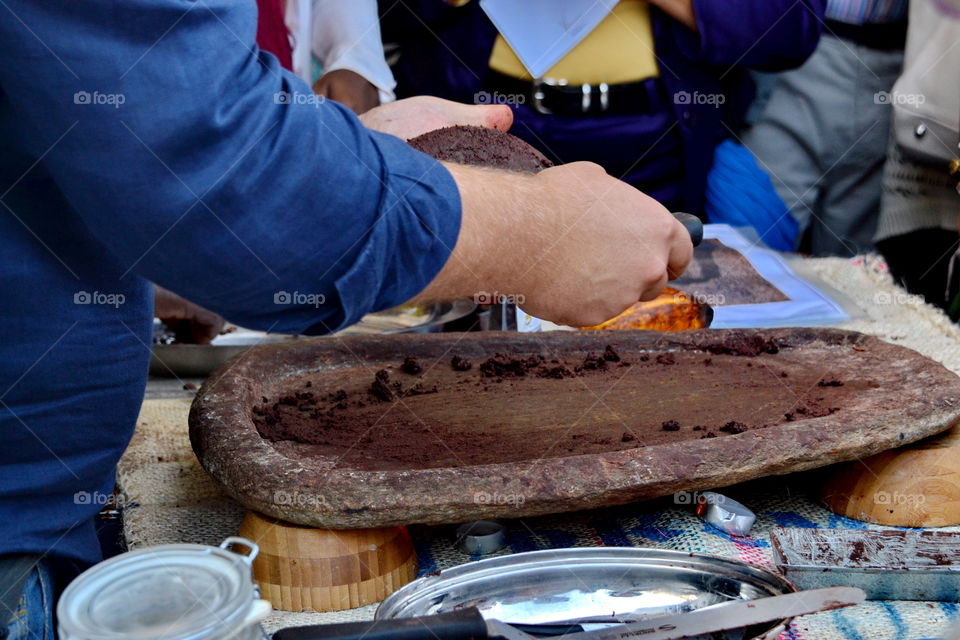 manual processing of cocoa beans