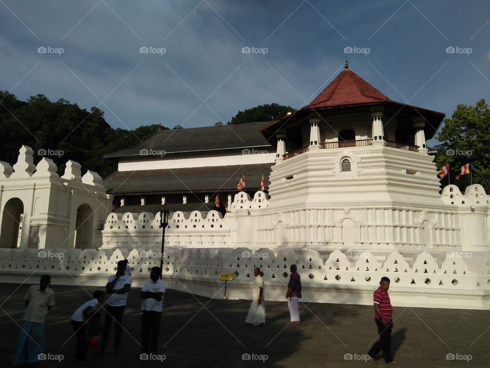 Temple of Tooth ( Dalada Maligawa ) Kandy, Sri Lanka .