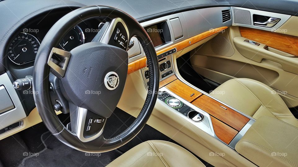 Jaguar XS interior