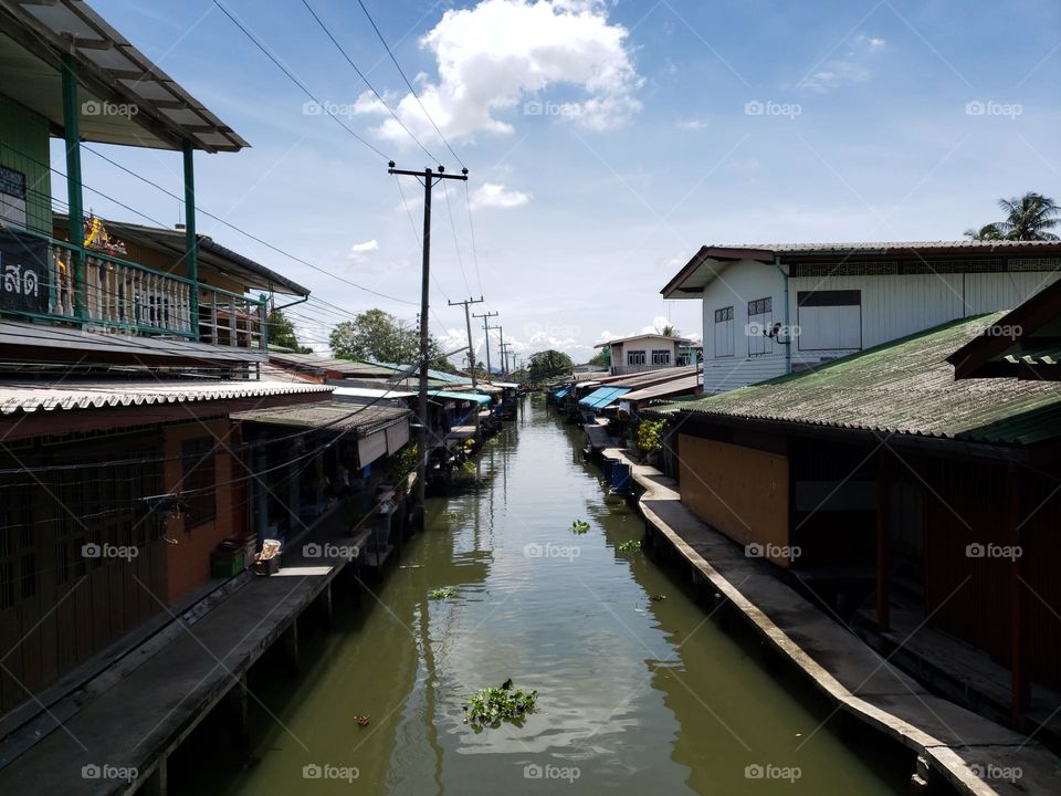 Peaceful floating market