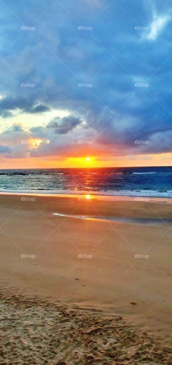 environment sunshine reflection peaceful day island air calm coast abstract tropical vacation golden panoramic tree season tranquil atmosphere tourism scenery seascape cloudy paradise natural panorama weather heaven clouds cloudscape bright scene col