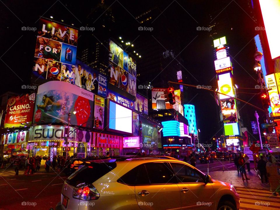 NEW YORK CITY TIMES SQUARE THE NIGHT LIFE