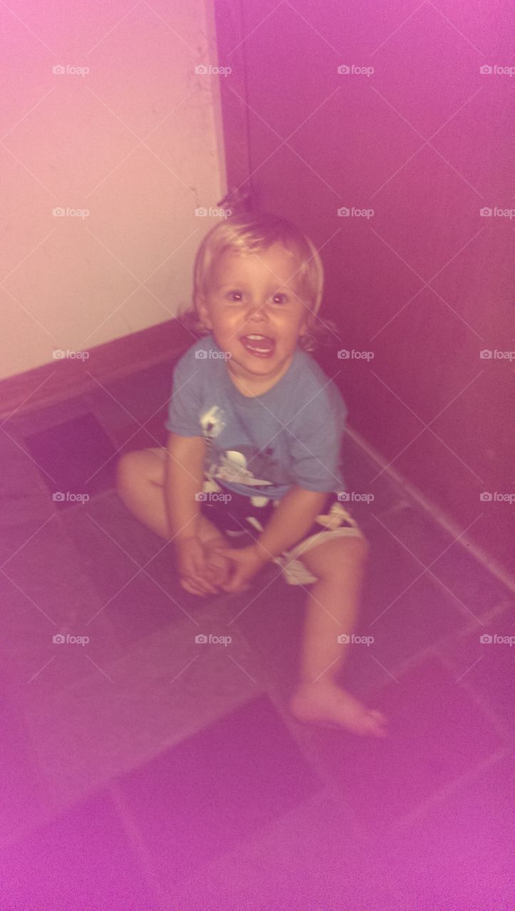 Happy blonde hair toddler boy
#model
posing for the camera