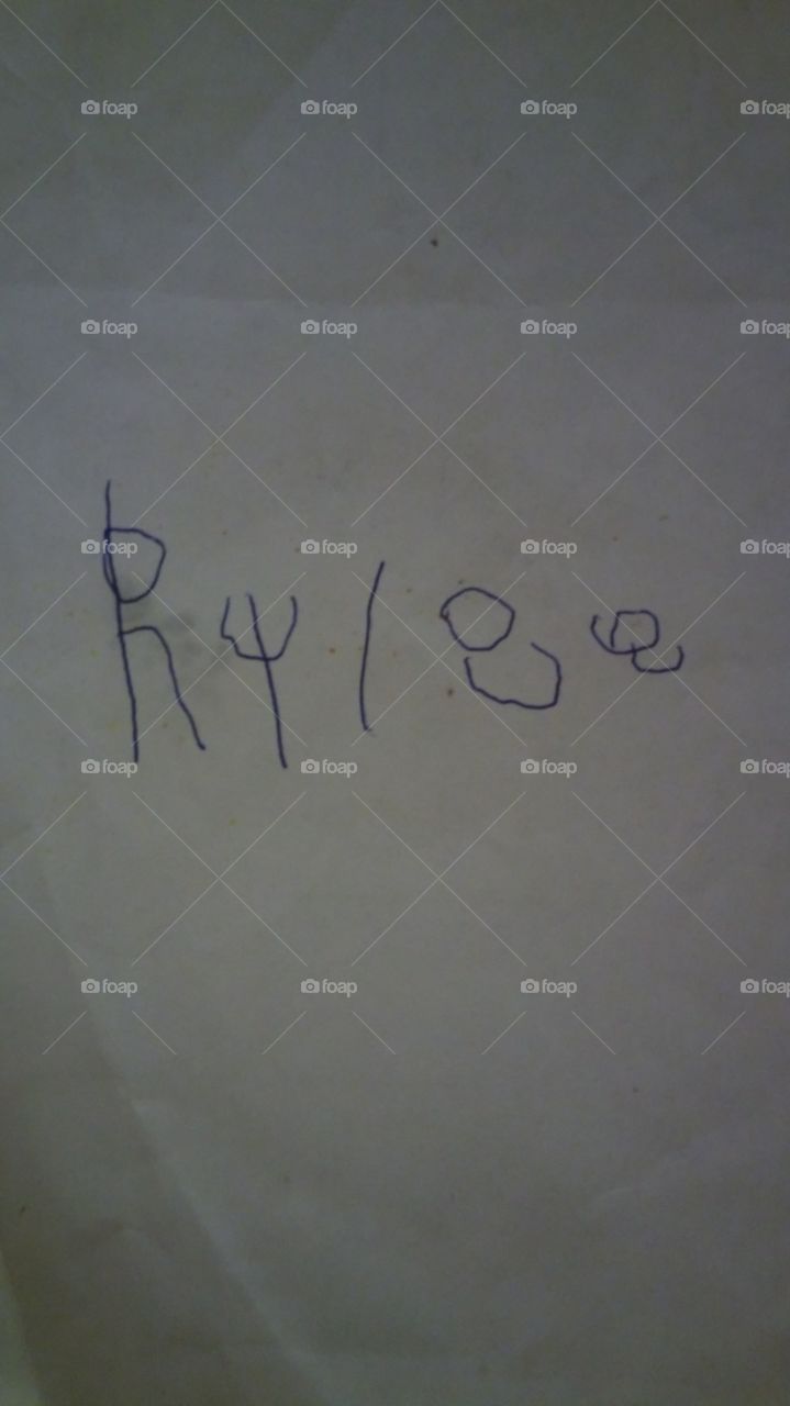 rylee wrote her name