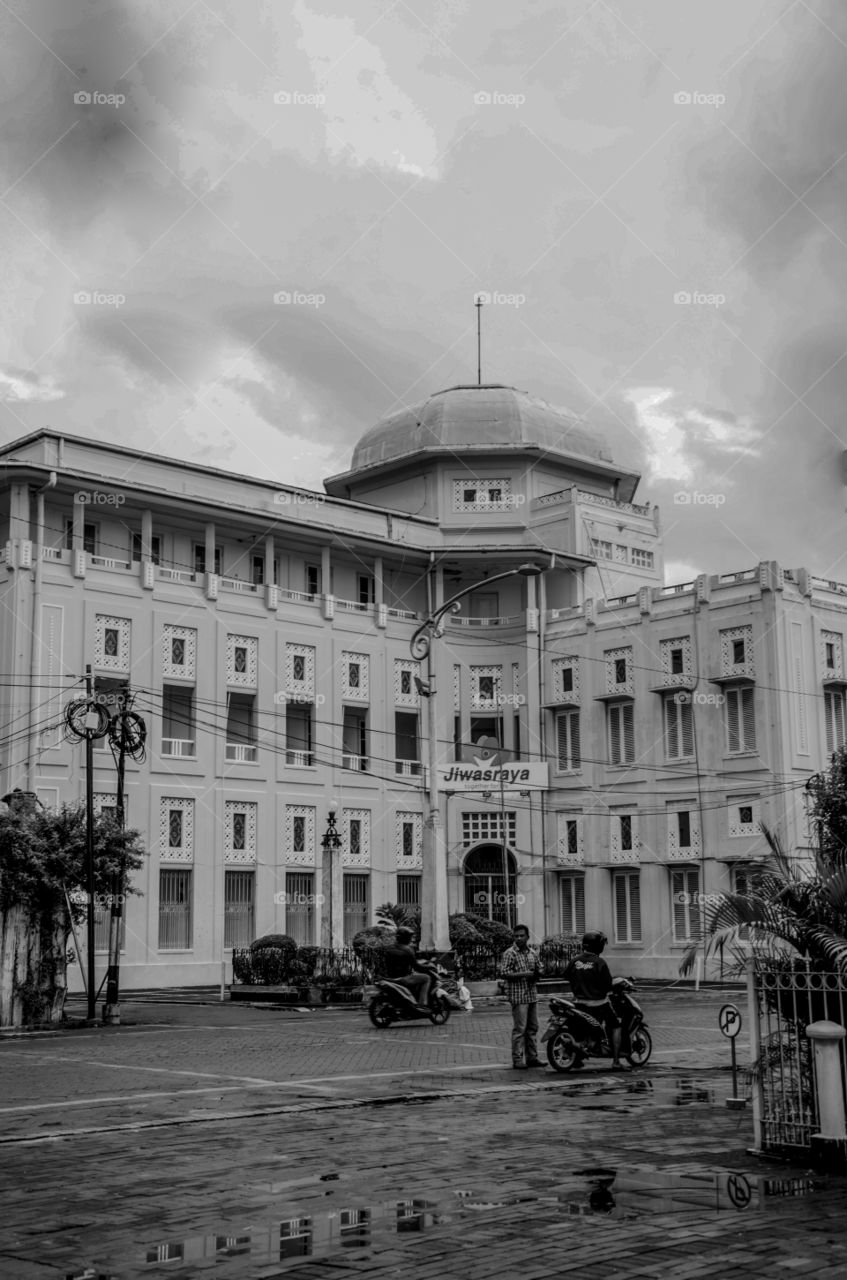 for my aging country, or whether the love of the motherland has been dashed by the lies of every selfish individual ..