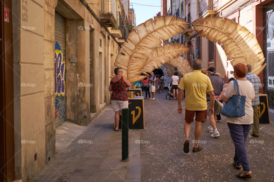 Barrio de Gracia. Primer día de Fiesta. Listos para el verdicto del jurado