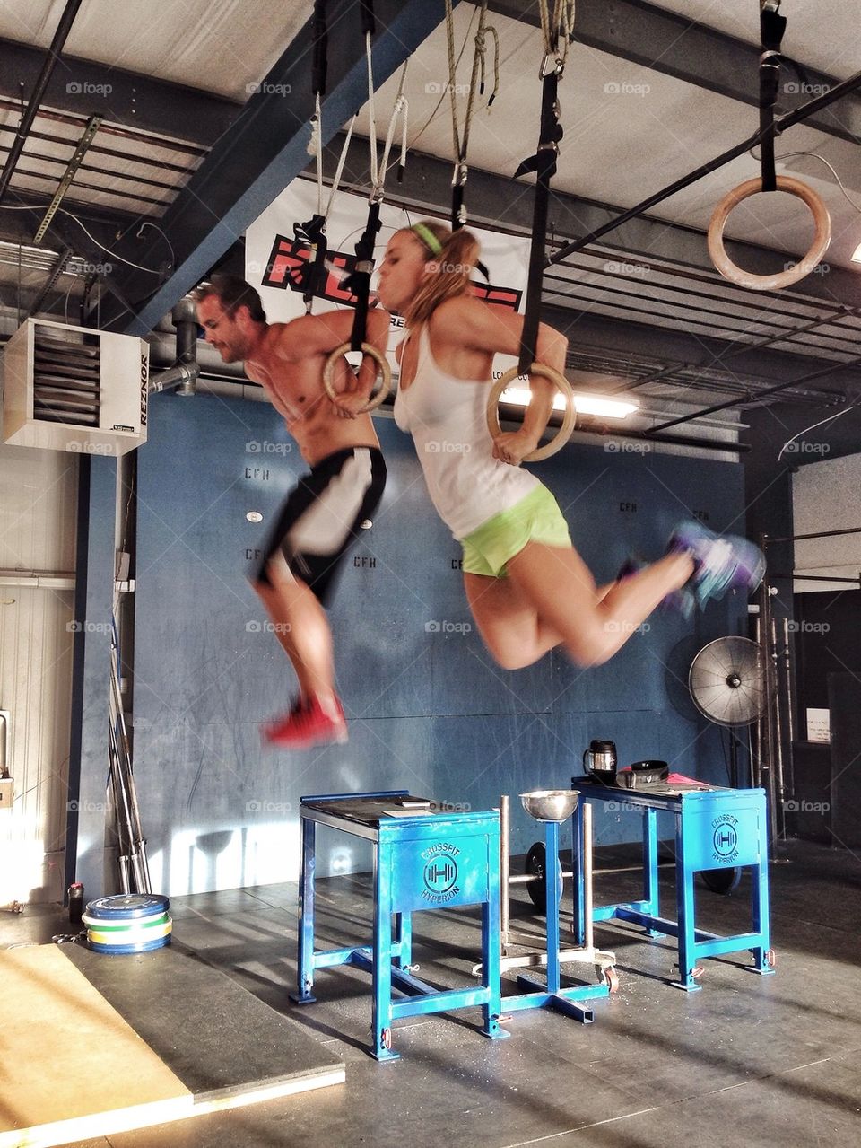 Couples muscleups