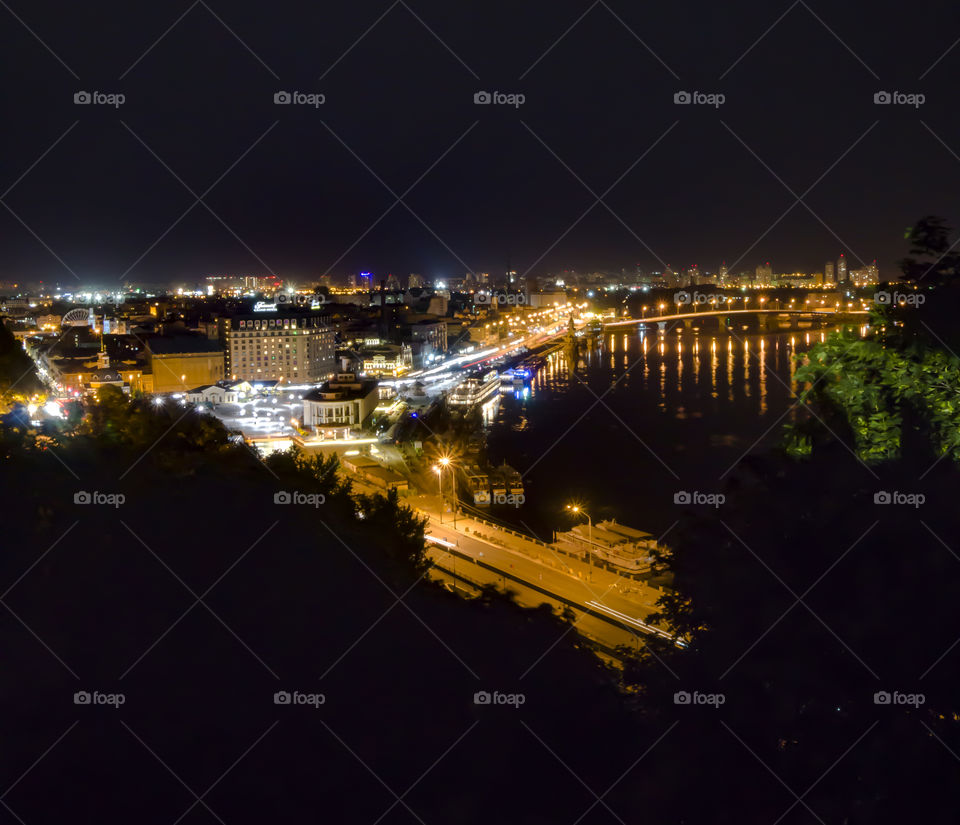 Night Kiev, Posts area