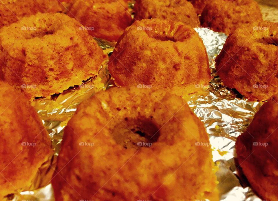 Mini pumpkin bundt cakes 