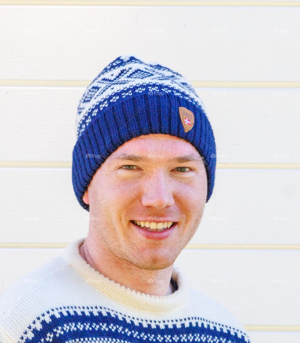 Portrait of a man,going hike in Norway.Dressed for norwegian autum weather . ❤️🧡💛💚