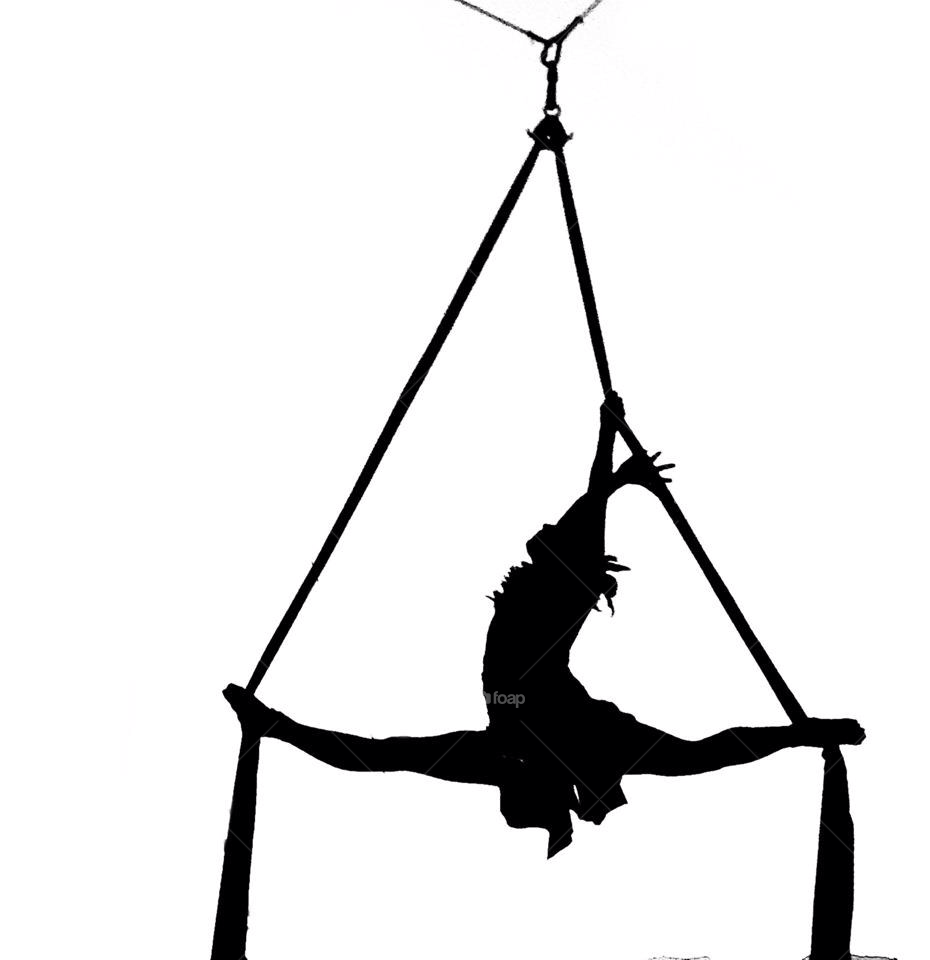 beach exercise trapeze santa monica by jayanta