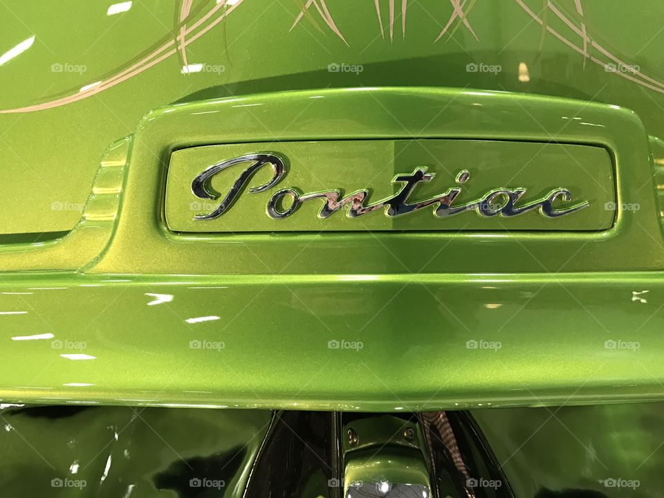 Pontiac Emblem on classic customized hotrod 
