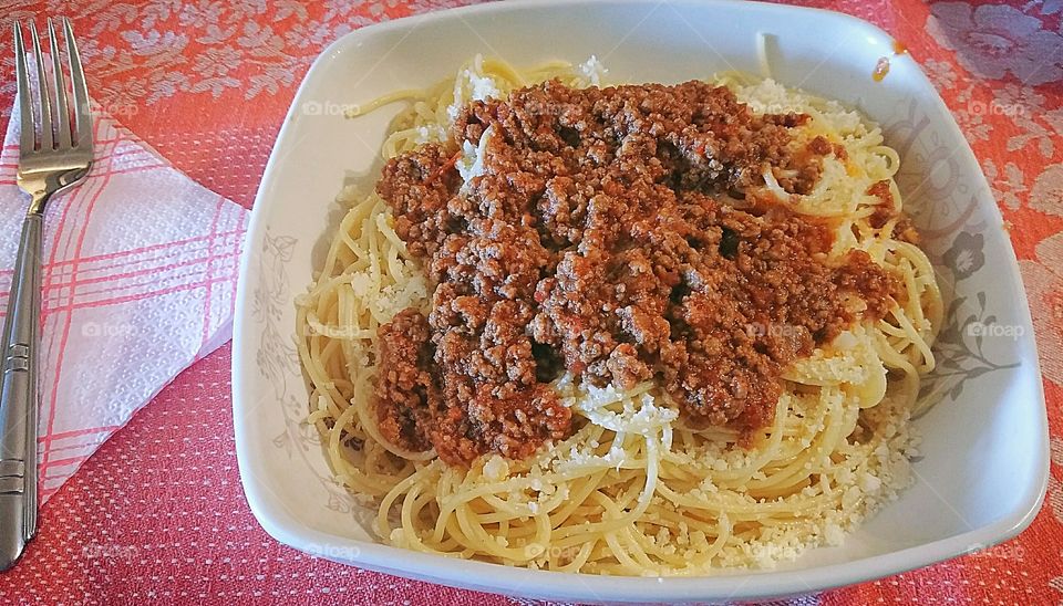 flat lays - spaghetti