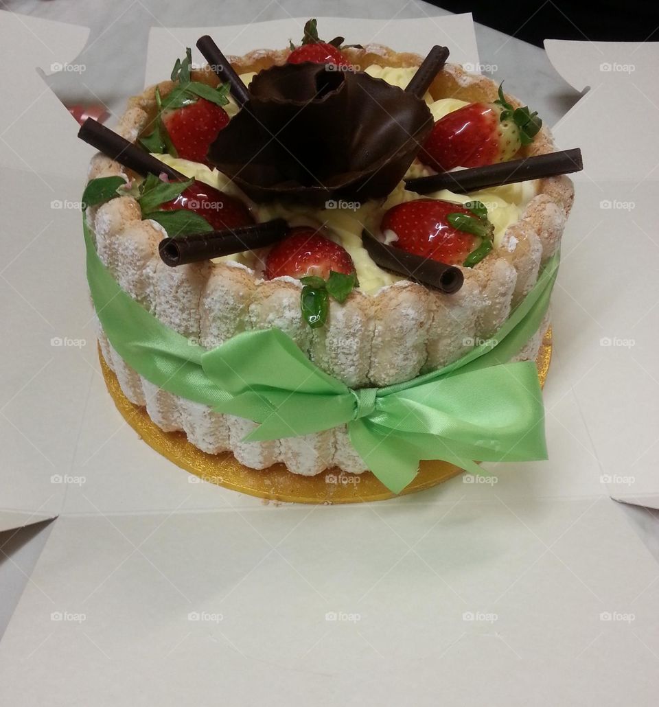 this be a charlotte cake