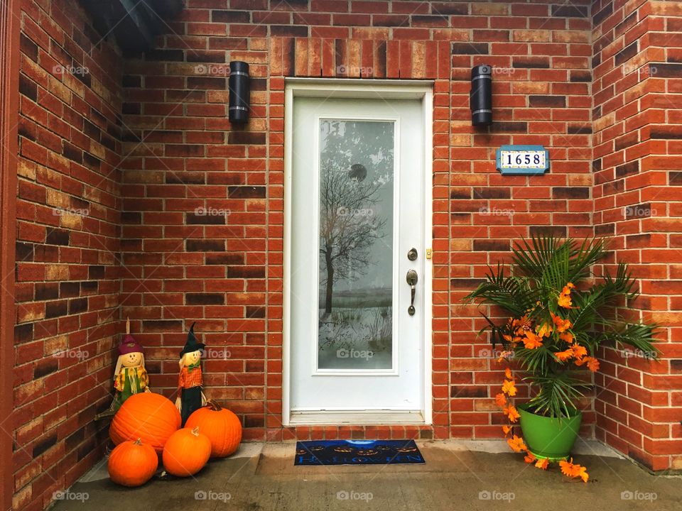 Halloween decor home front door