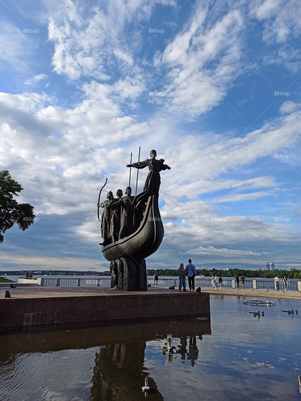 Ukraine. Kyiv. Monument to the founders of Kyiv