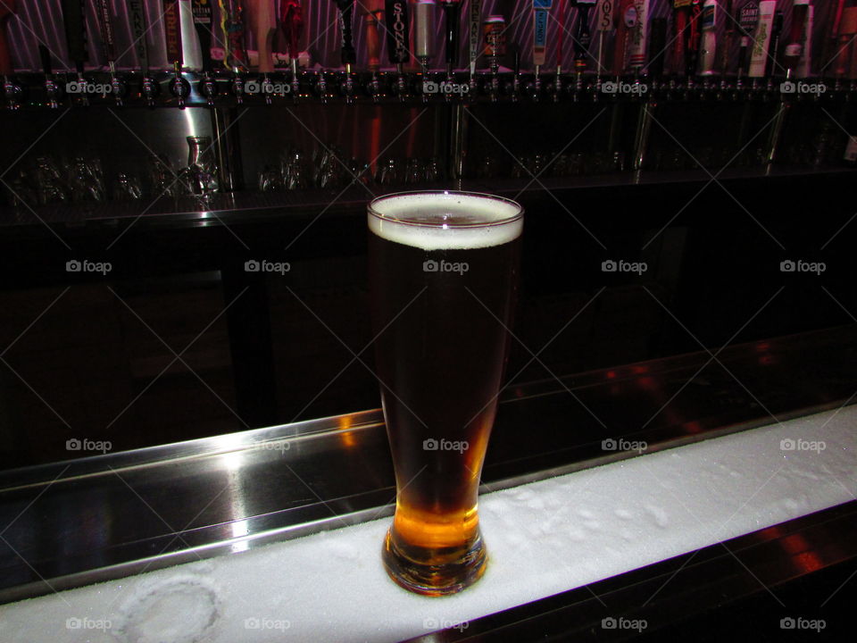 beer on a Ice Bar