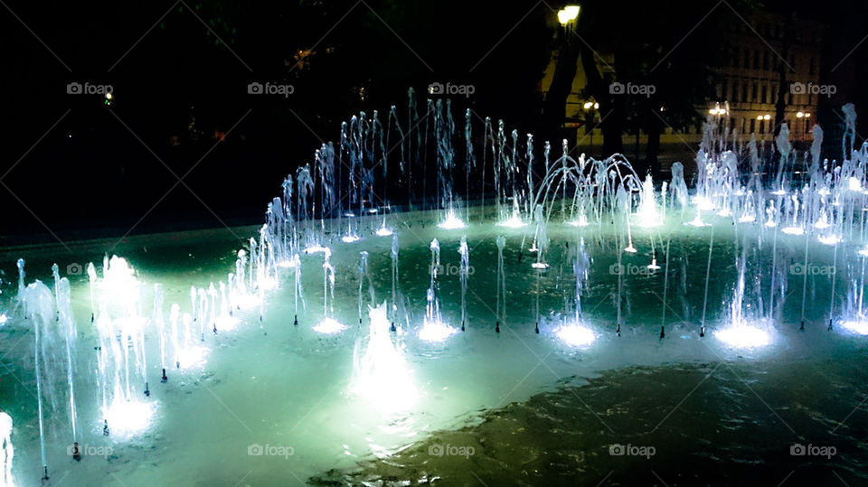 fountain at night 