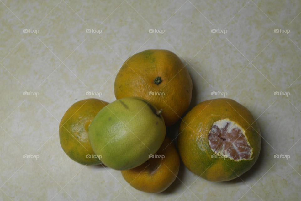 Satsuma stack on the kitchen counter