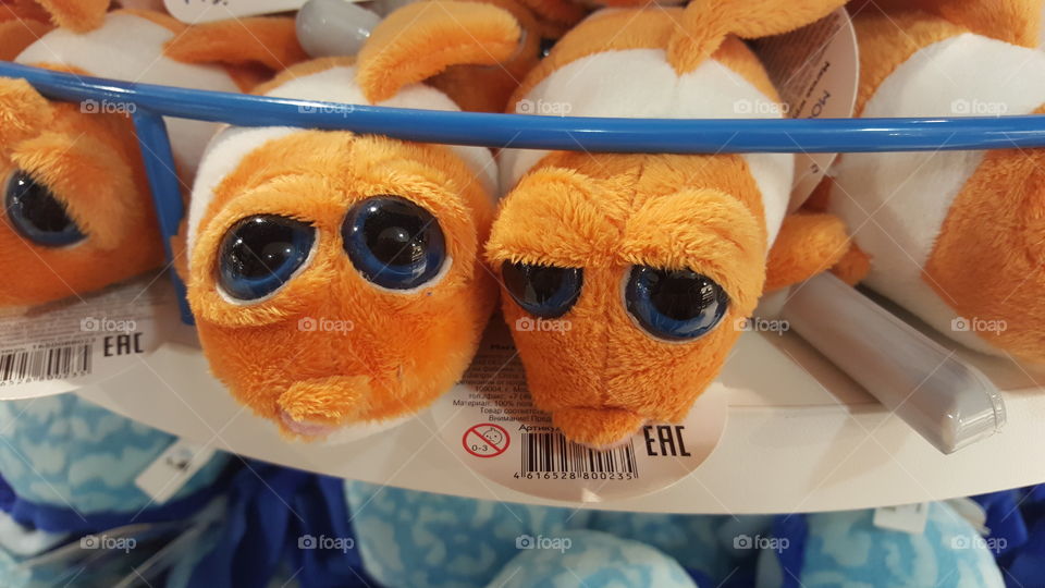 Funny clown fish toys at a Moscow aquarium souvenir shop