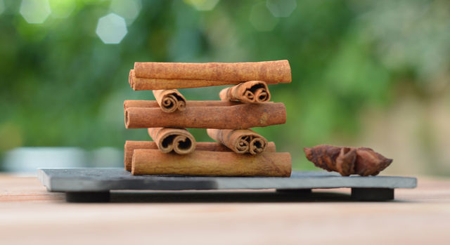 Cinnamons. Cinnamons