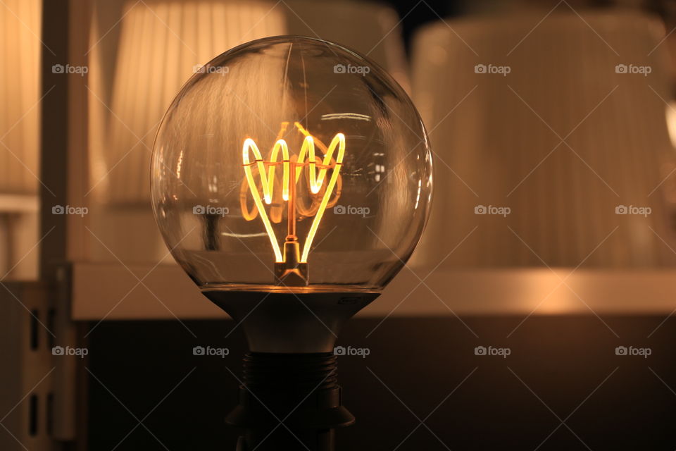 Light bulb 