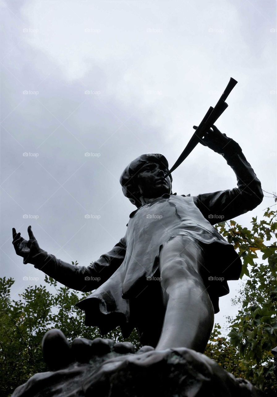 Peter Pan Sculpture London Park