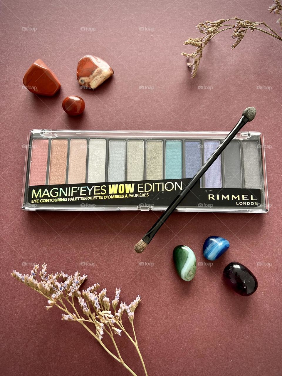 Rimmel London. Magnif’eyes wow edition eye contouring palette, eye shades.