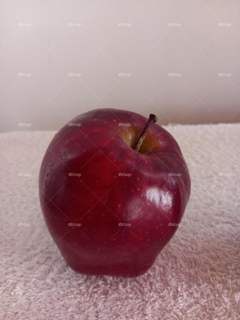 delicious red apple