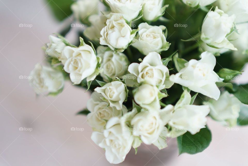 Bouquet of white small roses 