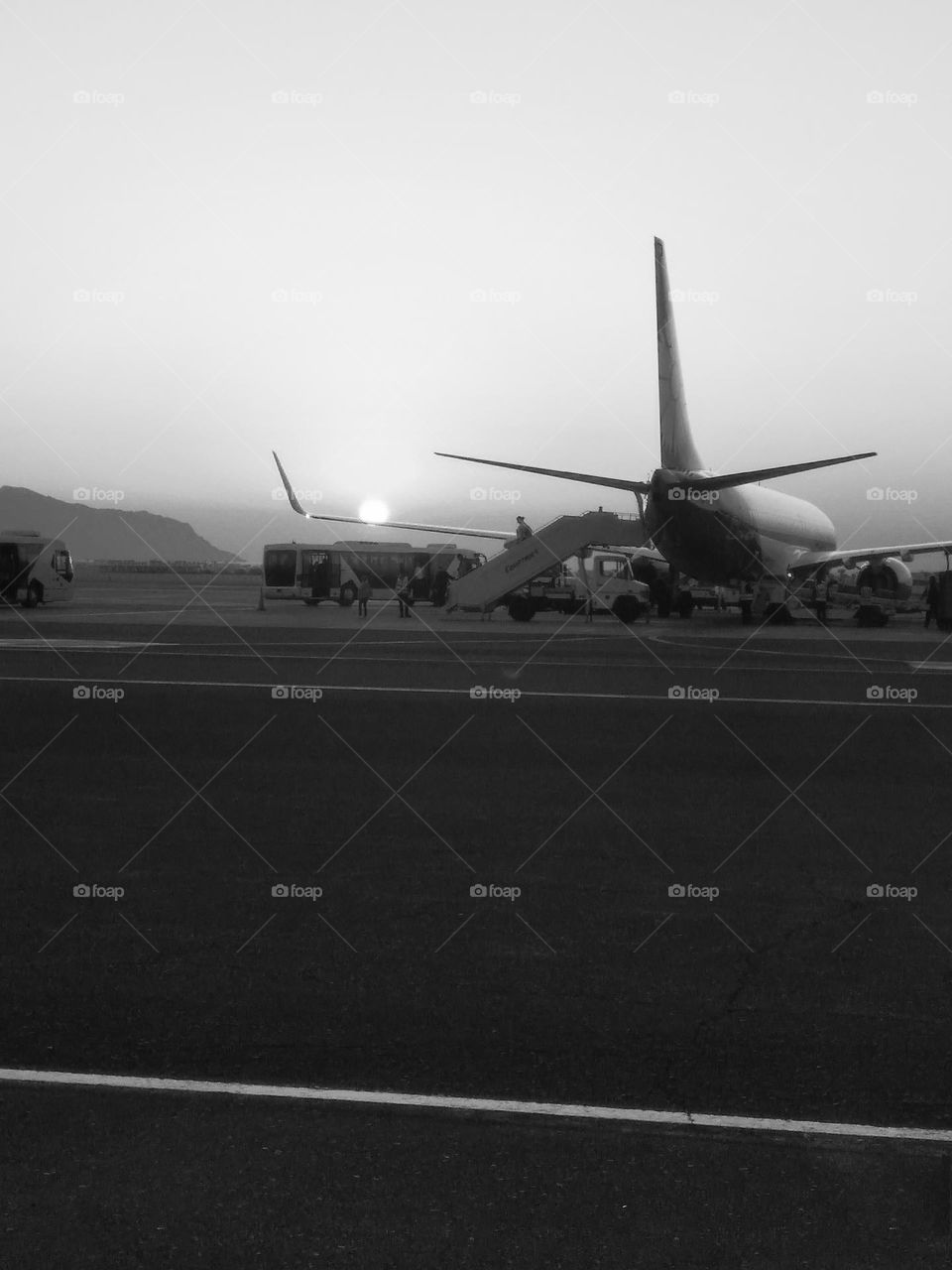 battle black white color