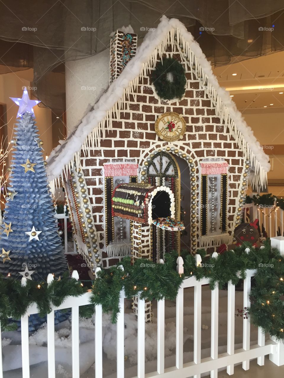 a house made with over 4.5 million calories. 