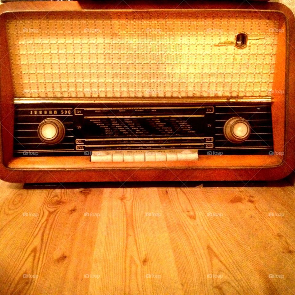 Retro radio. Very old radio