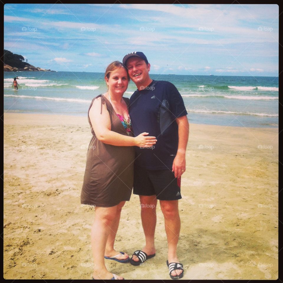 Um retrato de nós na Praia de Caiobás (Guarujá - SP - Brasil). Que lugar maravilhoso!