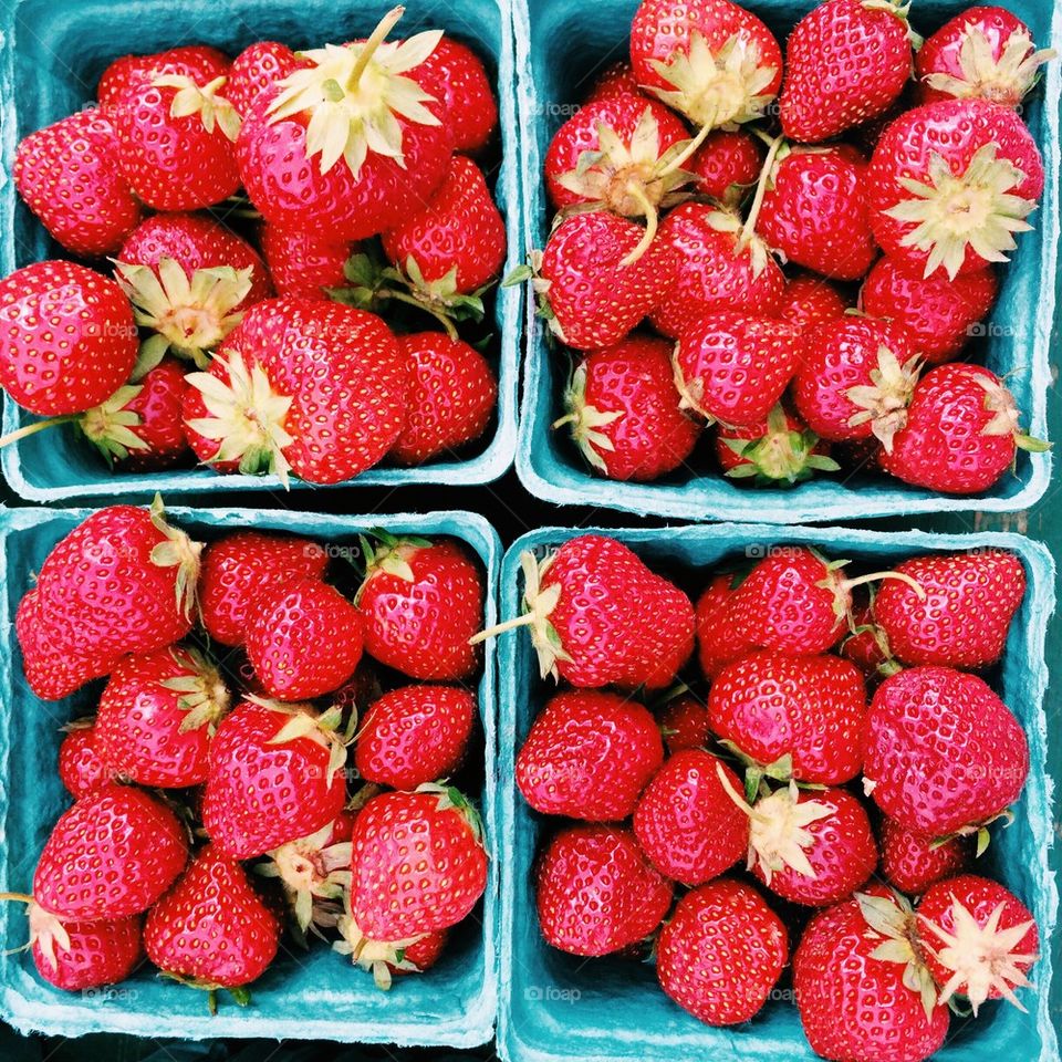 Farmers market strawberries 