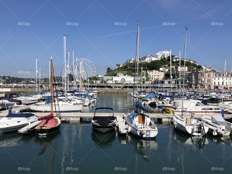 A final Harbour one, as it’s taken on such s perfect day with unblemished blue sky and ever takes in the big wheel,