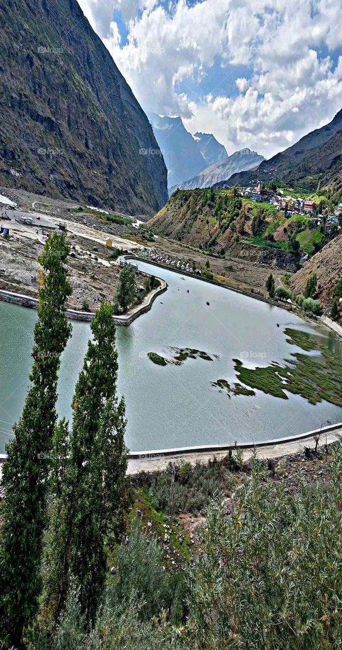 A most beautiful and attractive view of the mountains.