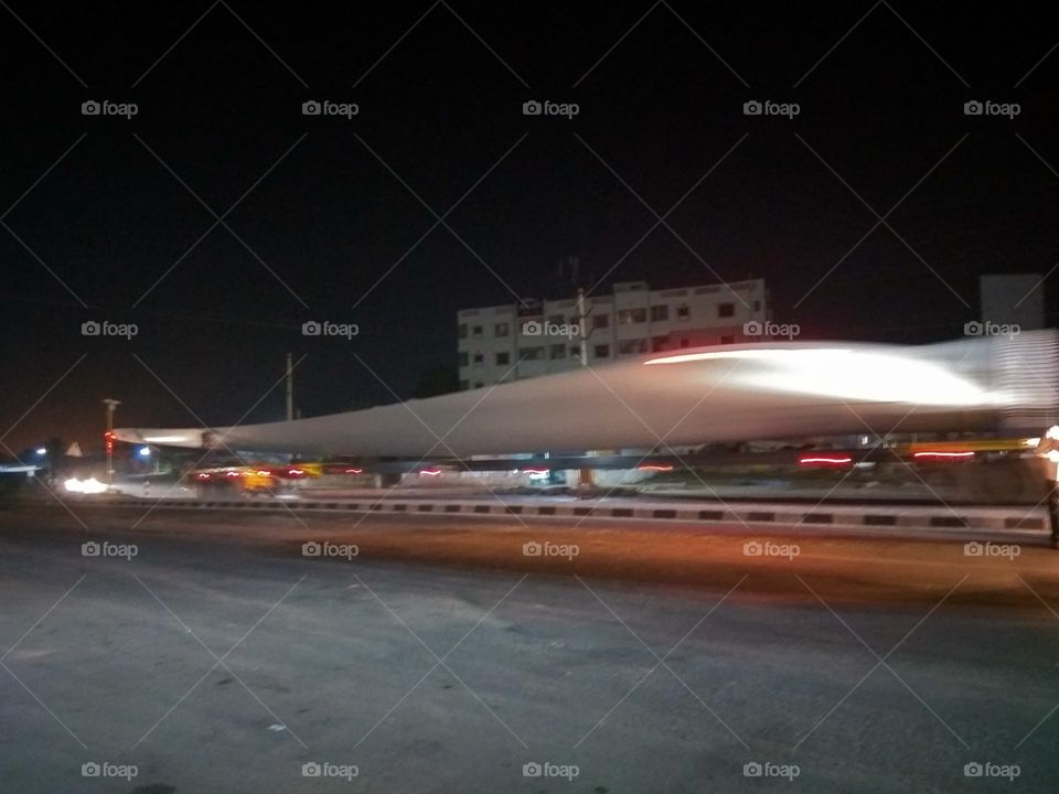 WOW it's Too long vehicle big transport item in night time it's take very carefully amazing takers