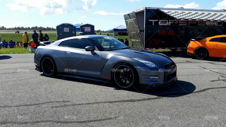 Nissan GT-R